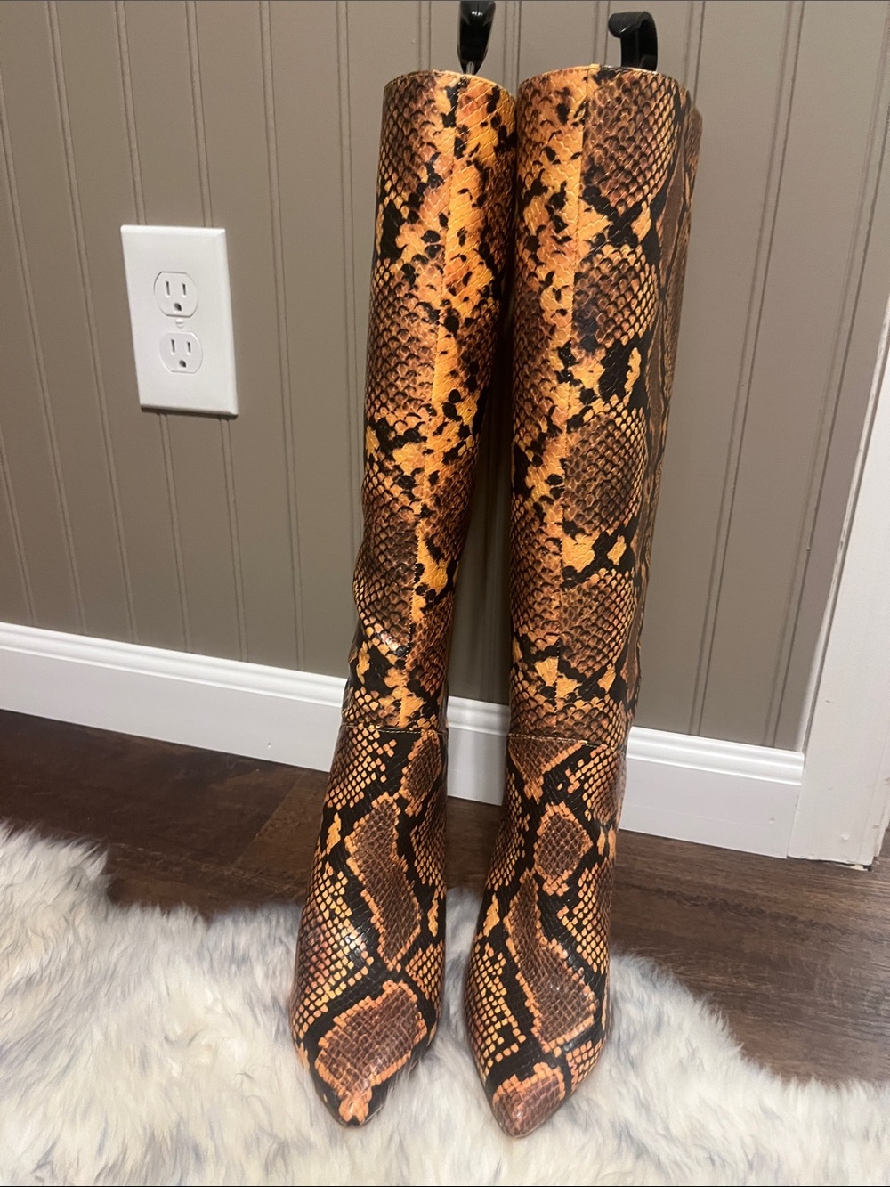 SEXY Tall Orange Snake-Print Pointed Boots